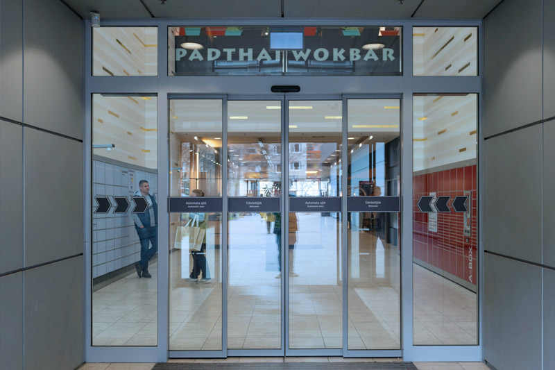 Árkád bevásárlóközpont automatikus tolóajtók