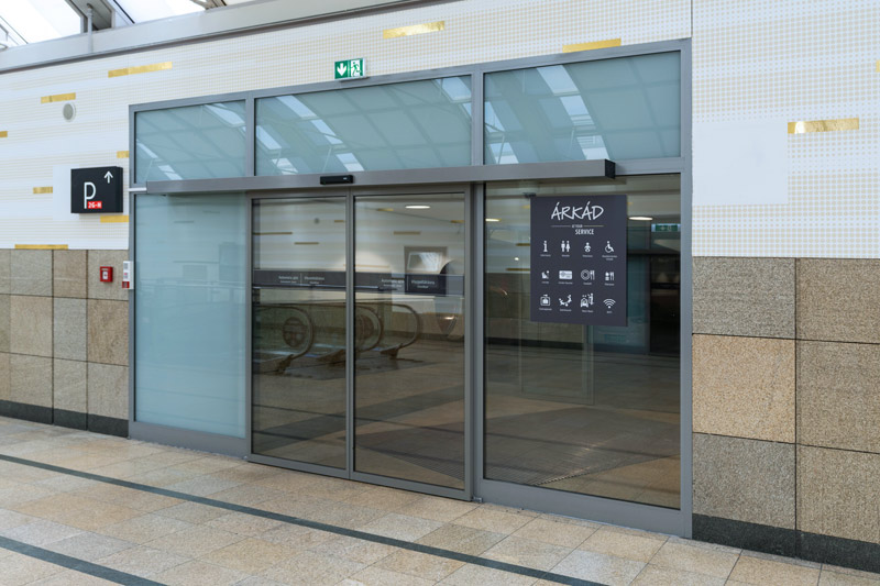 Árkád bevásárlóközpont automatikus tolóajtók