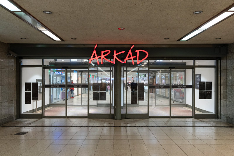 Árkád bevásárlóközpont automatikus tolóajtók