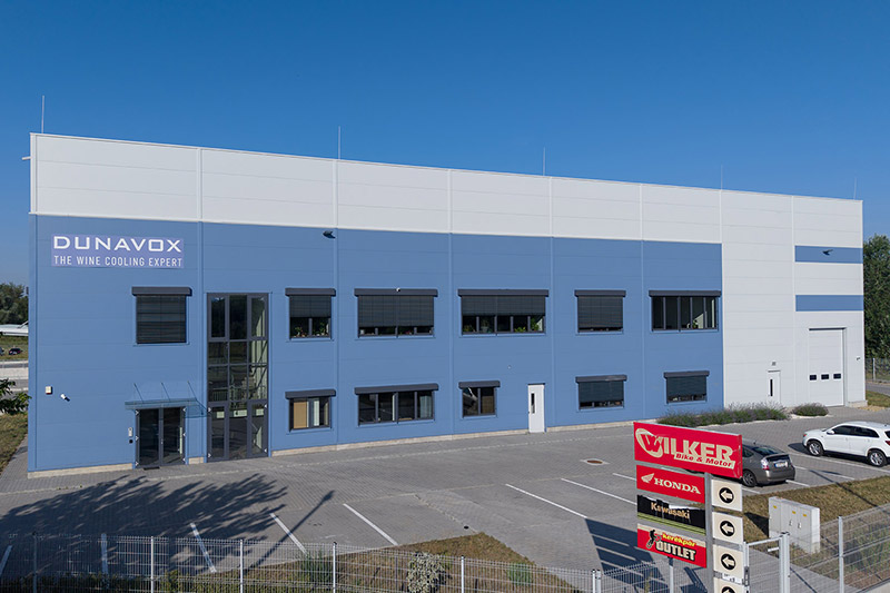 Dunavox ipari csarnok – Fót